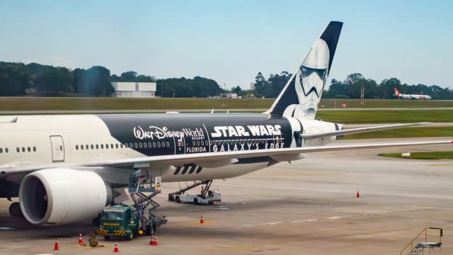 São Paulo x Orlando no Stormtrooper Plane